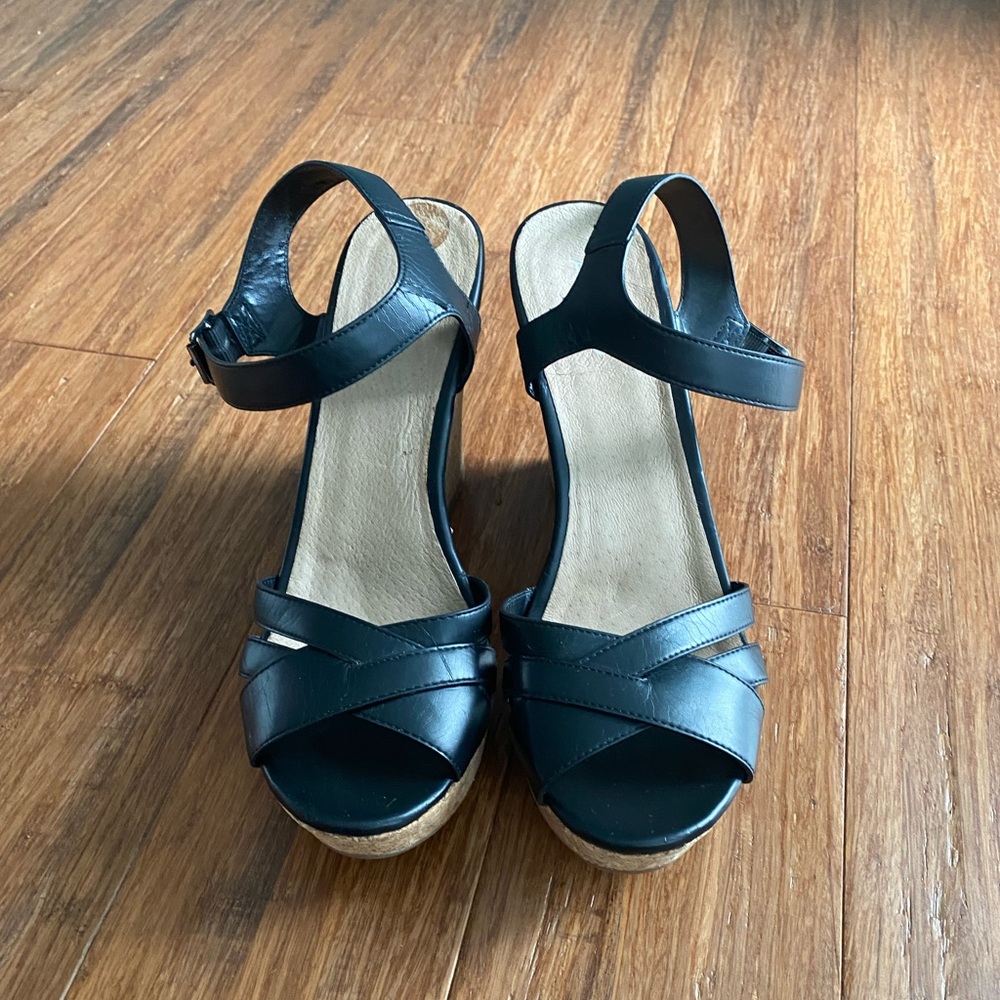 Aldo wedge sandals size 11